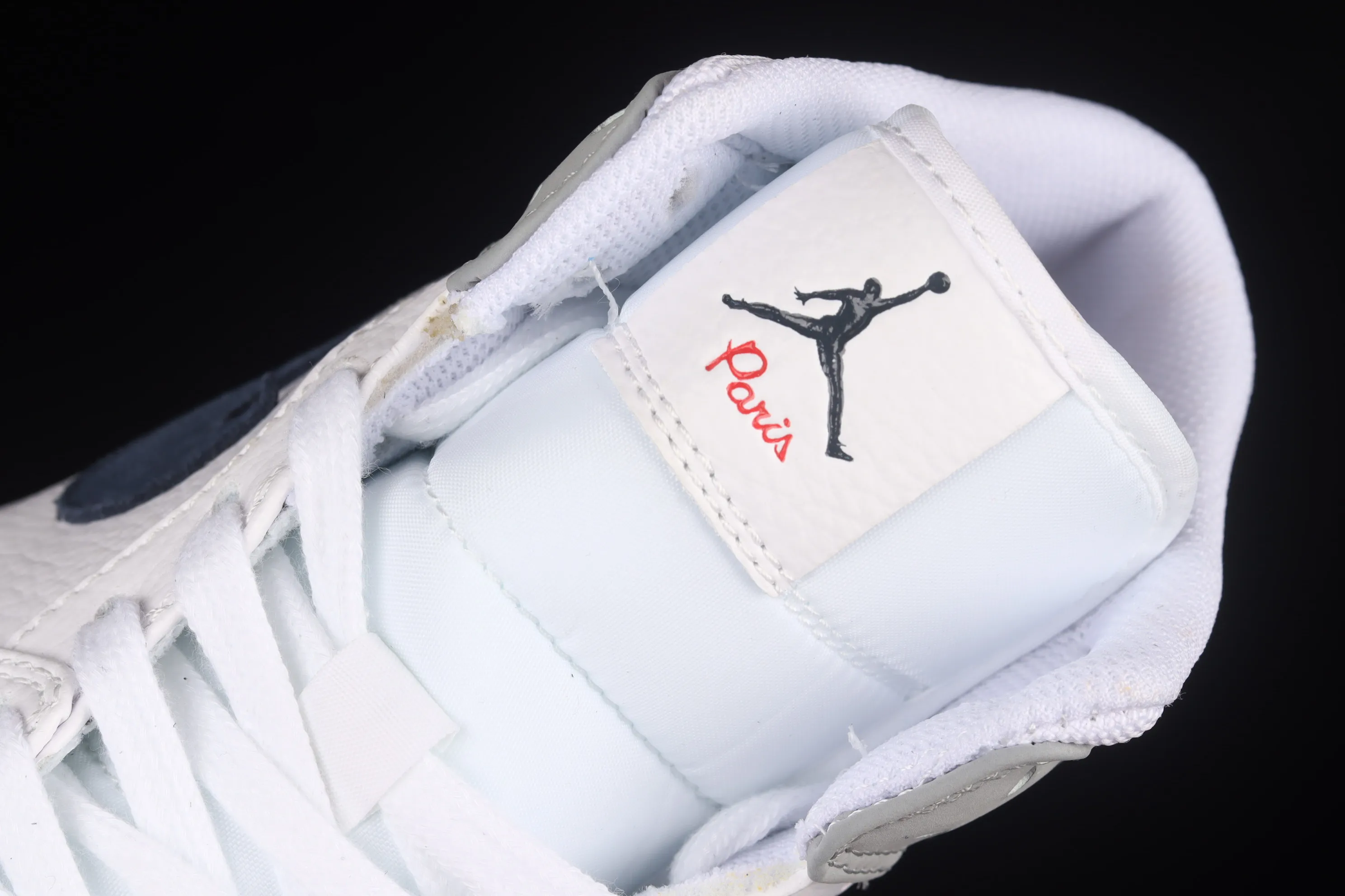 All categories Air Jordan Jordan series basketball shoes Air Jordan 1 Mid Z version Air Jordan 1 Mid AJ1 Joe 1 simple white and gray mid-top retro basketball shoes DR8038-100